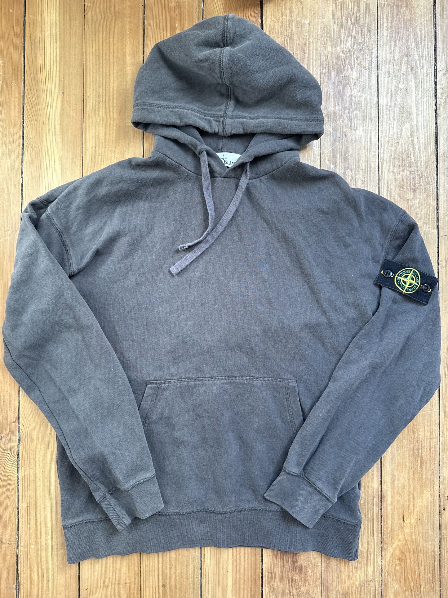STONE ISLAND - SWEATSHIRT À CAPUCHE GRIS ANTHRACITE